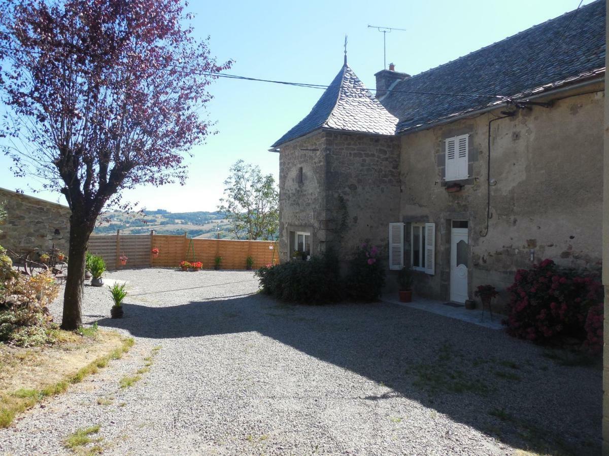 Gite De Carbonies Saint-Félix-de-Lunel エクステリア 写真